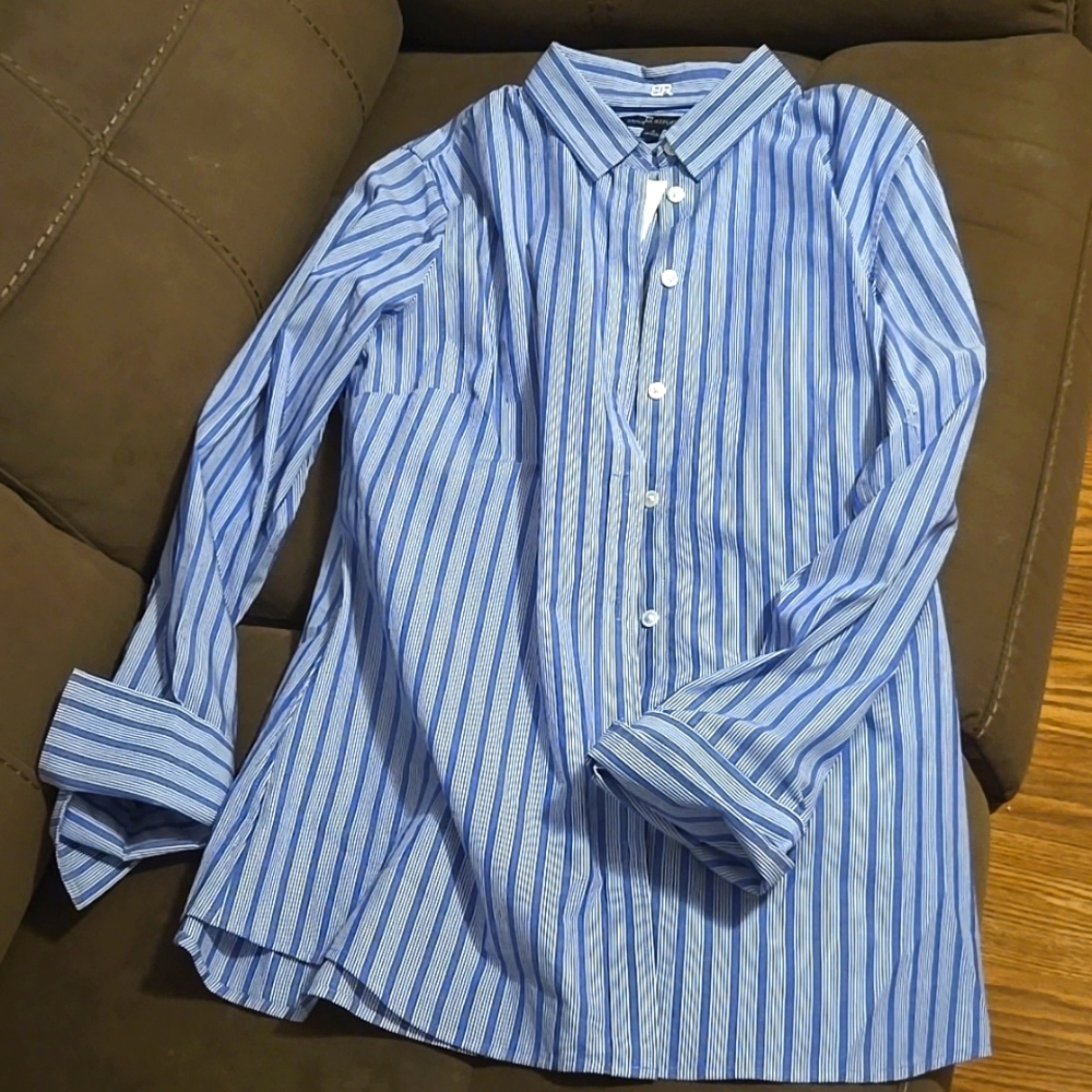 Banana Republic T- Shirt